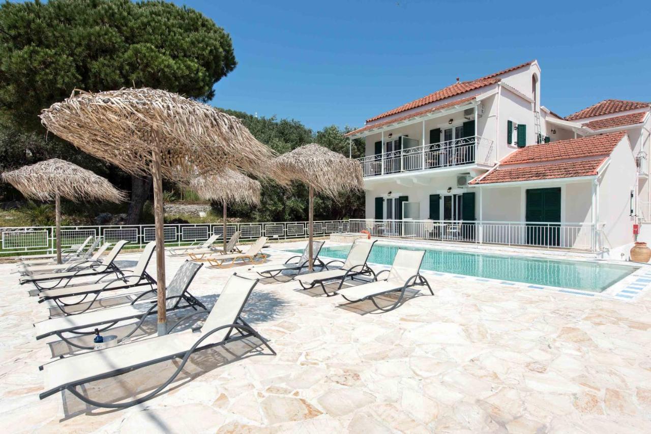 Marika Apartments Kassiopi Exterior photo