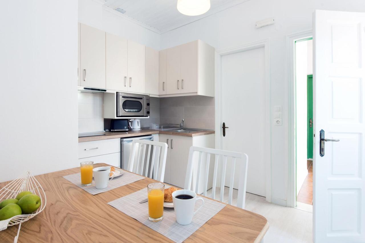 Marika Apartments Kassiopi Exterior photo