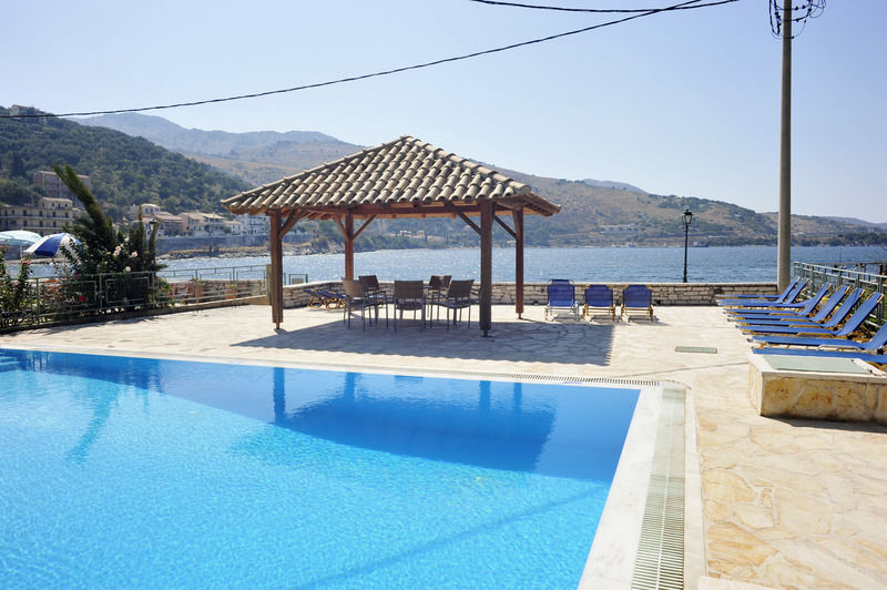 Marika Apartments Kassiopi Exterior photo